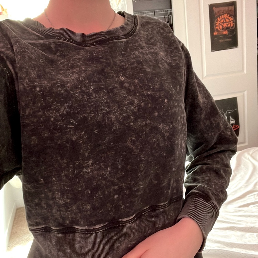 double zero cropped black grey marbled sweater